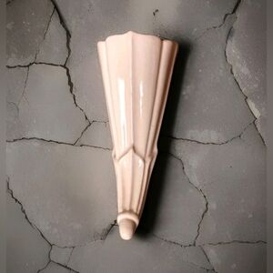 VINTAGE MCCOY CORNUCOPIA HORN WALL POCKET OFF WHITE MADE IN USA